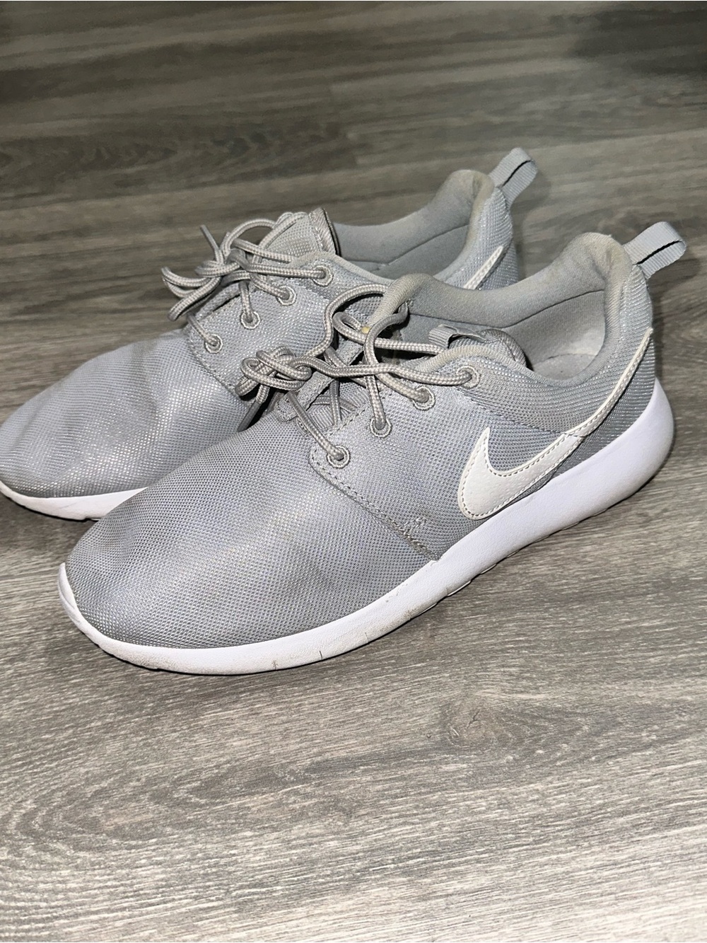 Nike kids Light Gray Mesh Sneakers with White Swoosh